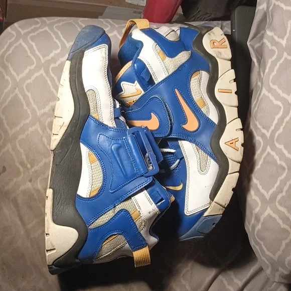 A1-Nike air barrage - Picture 2 of 5